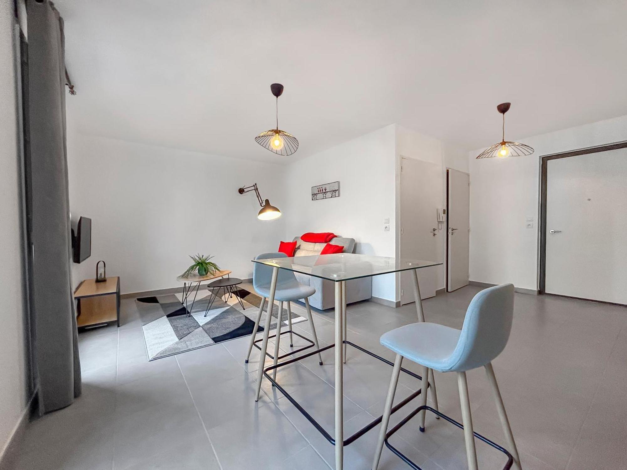Lumineux Avec Balcon Apartment *