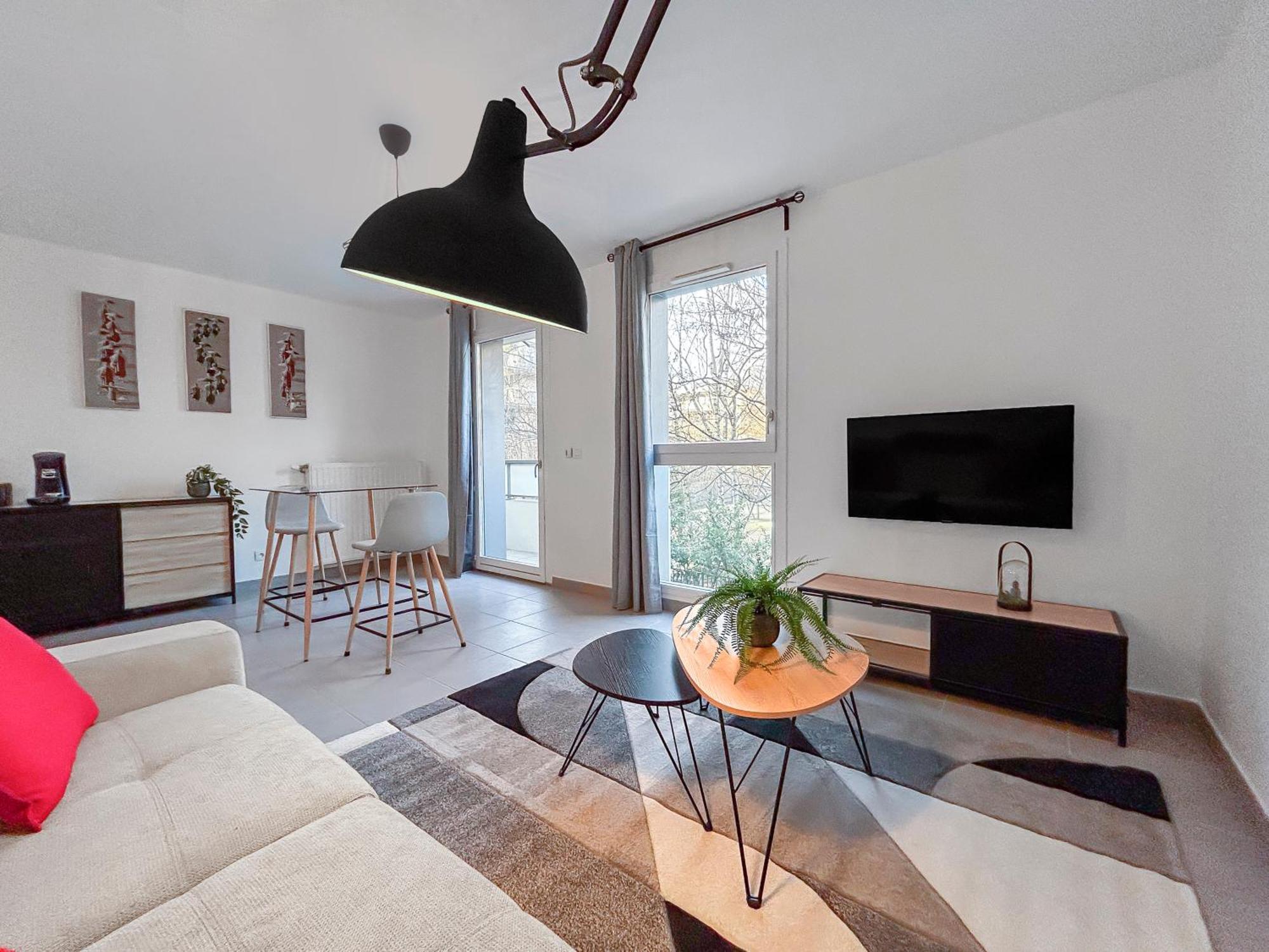 Apartment Lumineux Avec Balcon
